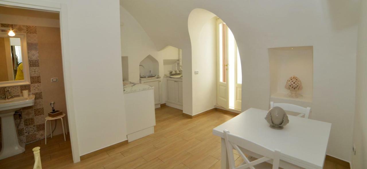 Casa Baldassarre ออสตูนี ภายนอก รูปภาพ